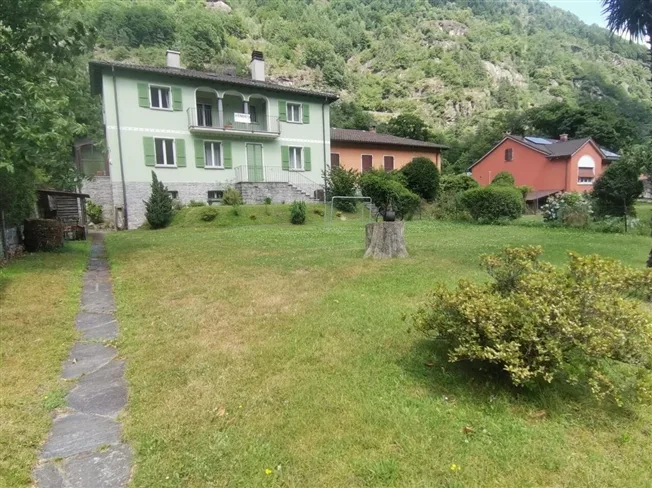 7.5 Zimmer Einfamilienhaus in Bodio TI – Foto 11 von 13