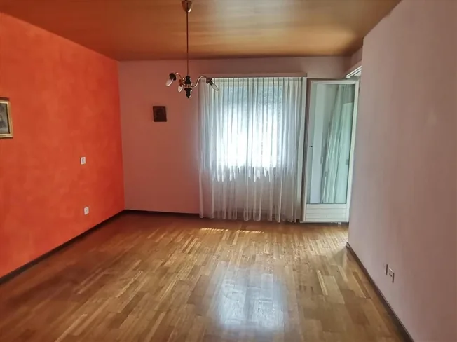 7.5 Zimmer Einfamilienhaus in Bodio TI – Foto 6 von 13