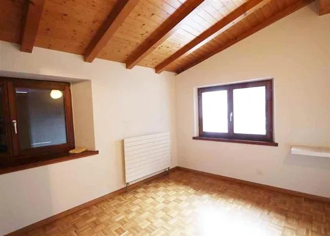 4.5 Zimmer Einfamilienhaus in Giornico – foto 10 di 13