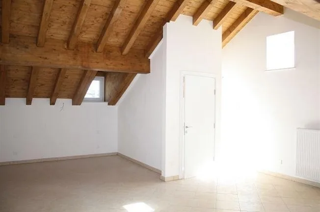 4.5 Zimmer Einfamilienhaus in Airolo – foto 9 di 13