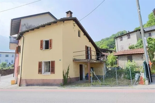 5.5 Zimmer Einfamilienhaus, 6804 Bironico