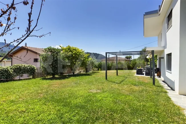 8 Zimmer Einfamilienhaus in Taverne – photo 6 sur 13