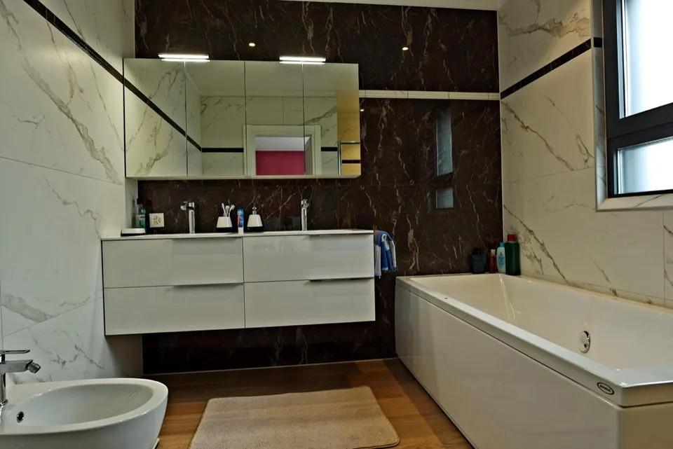 8 Zimmer Maisonette in Lamone-Cadempino – Foto 3 von 10