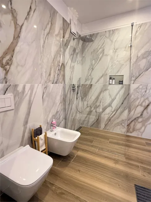 2 Zimmer Wohnung in Bissone – foto 15 di 19