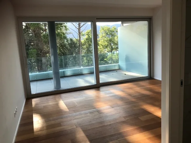 4.5 Zimmer Terrassenwohnung in Bissone – Foto 2 von 2