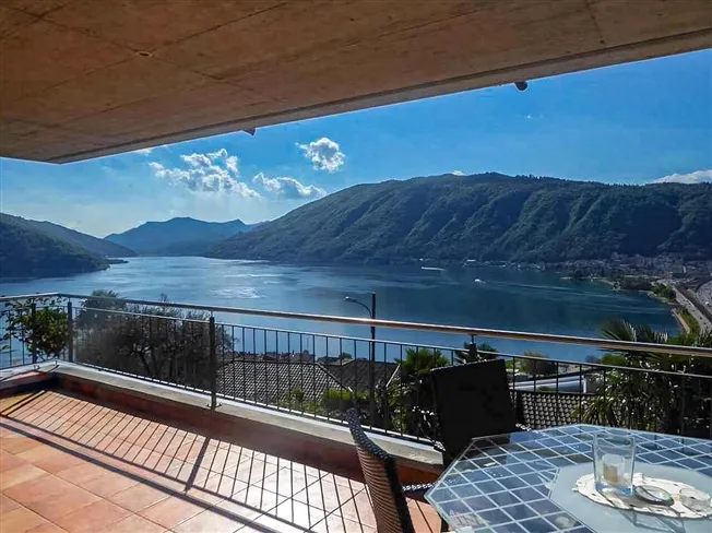 4.5 Zimmer Villa in Bissone – Foto 6 von 9