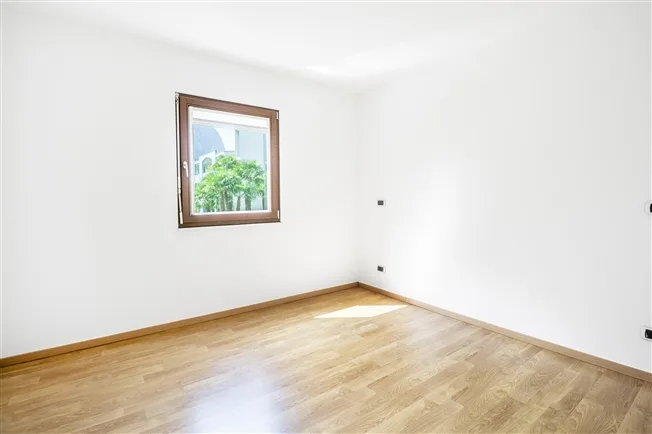 3.5 Zimmer Einfamilienhaus in Melano – Foto 3 von 7