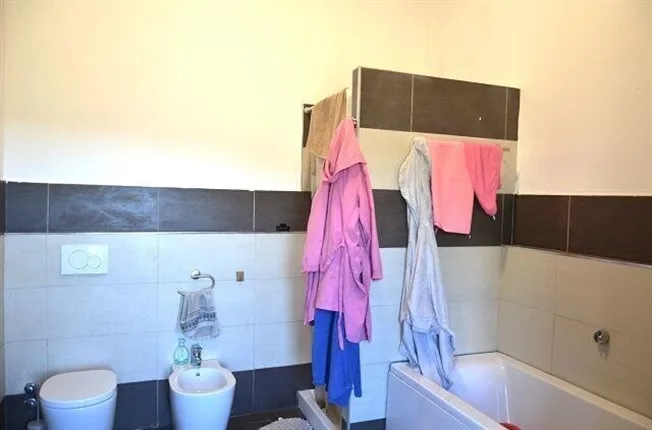 4.5 Zimmer Einfamilienhaus in Arogno – Foto 11 von 13