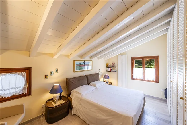 4.5 Zimmer Attikawohnung in Capolago – Foto 7 von 13