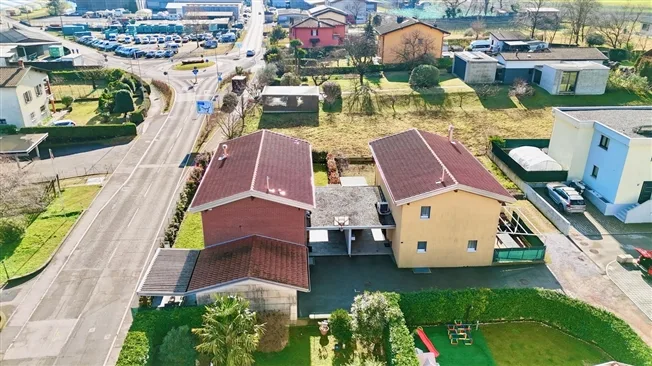 7 Zimmer Einfamilienhaus in Riva San Vitale – Foto 18 von 18