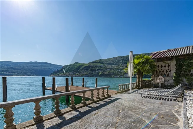 8.5 Zimmer Villa in Brusino Arsizio – Foto 15 von 16