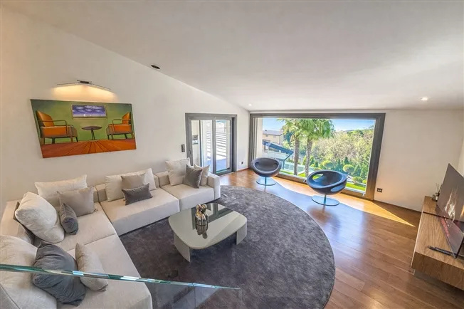 Splendida villa di lusso vista lago con piscina e darsena – foto 30 di 36