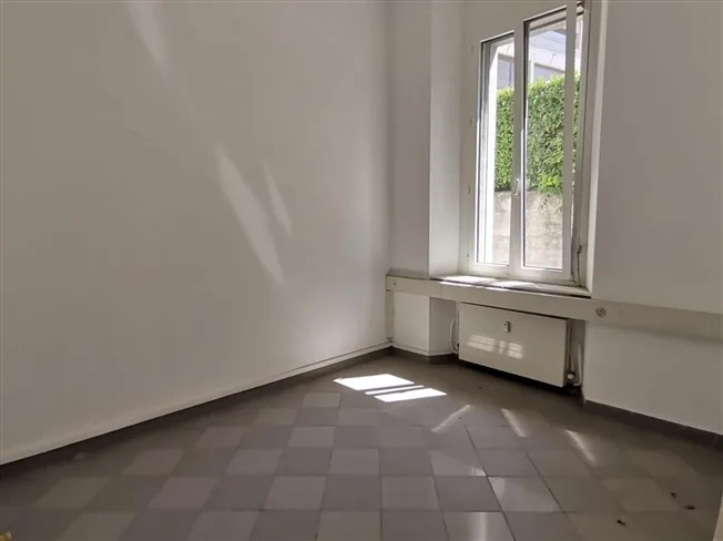 5 Zimmer Wohnung in Chiasso – Foto 8 von 11