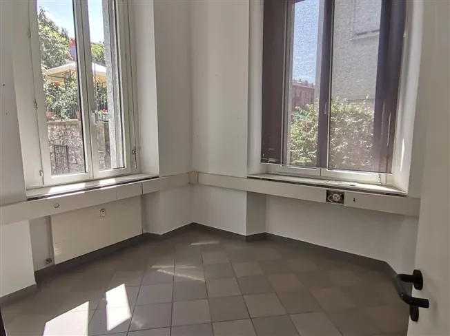 5 Zimmer Wohnung in Chiasso – Foto 7 von 11