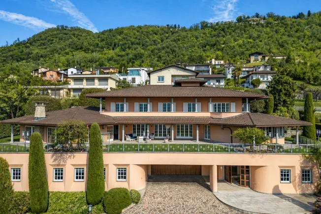 14 Zimmer Villa in Vacallo – Foto 18 von 19