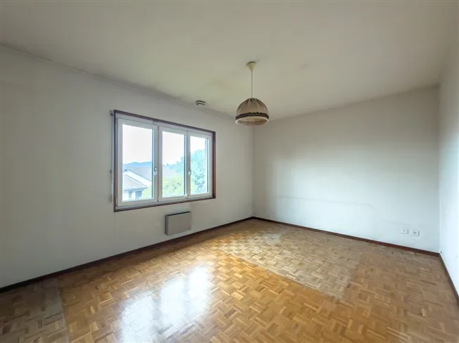 Casa da sogno da riportare in vita nel cuore del verde – foto 2 di 6