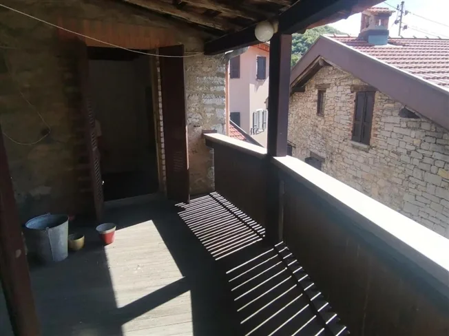 4.5 Zimmer Einfamilienhaus in Caneggio – foto 13 di 13