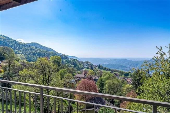 Casa unifamiliare con piscina a Sagno – foto 9 di 11