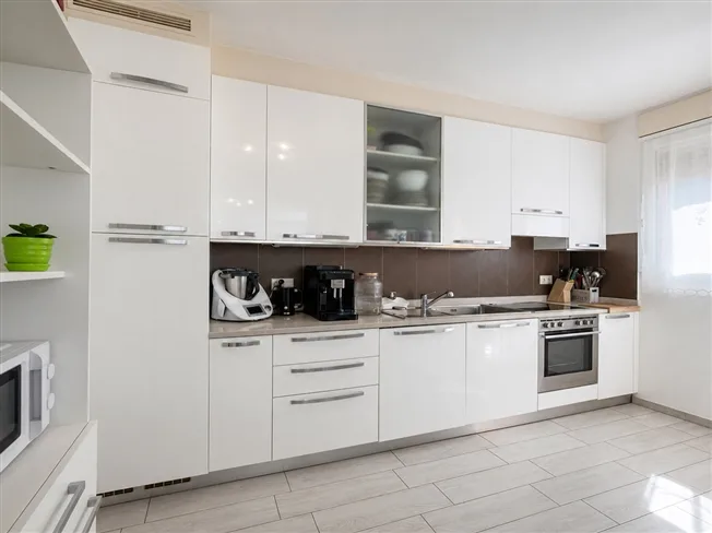 Appartamento 4.5 locali con terrazzo a Ligornetto – foto 2 di 10