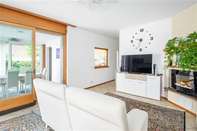 6 Zimmer Einfamilienhaus in Rancate – photo 2 sur 6