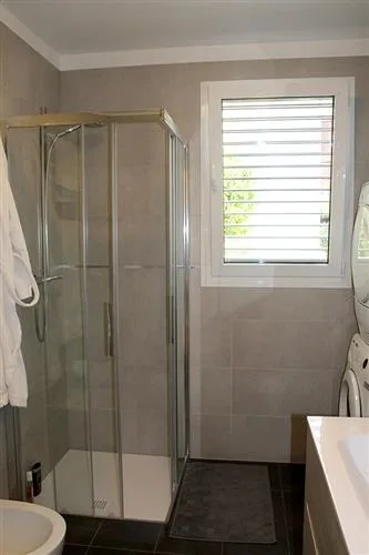 3.5 Zimmer möbl. Wohnobjekt in Lugano – Foto 3 von 4