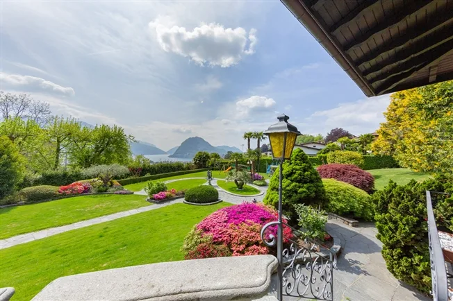 11.5 Zimmer Villa in Lugano – Foto 2 von 13