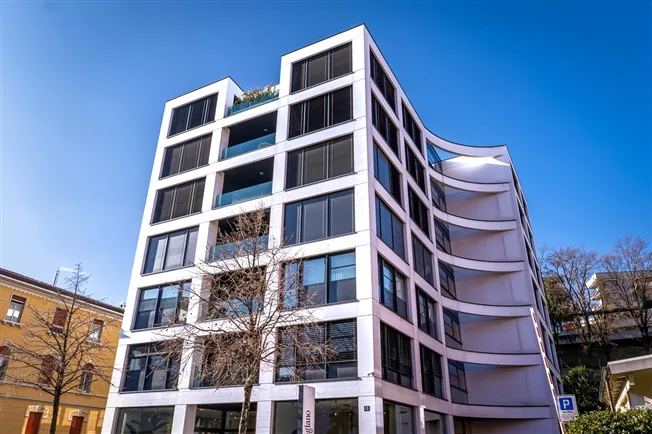 5.5 Zimmer Wohnung, 6900 Lugano