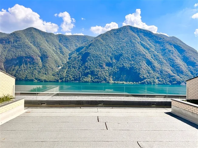 5 Zimmer Villa in Lugano – Foto 2 von 18