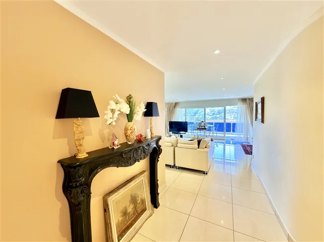 6 Zimmer Wohnung in Lugano – Foto 2 von 20