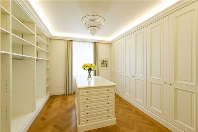 12 Zimmer Einfamilienhaus in Lugano – Foto 13 von 14