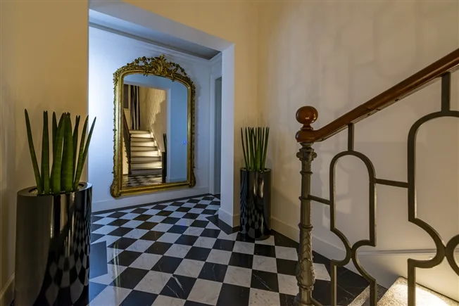 12 Zimmer Einfamilienhaus in Lugano – Foto 5 von 14