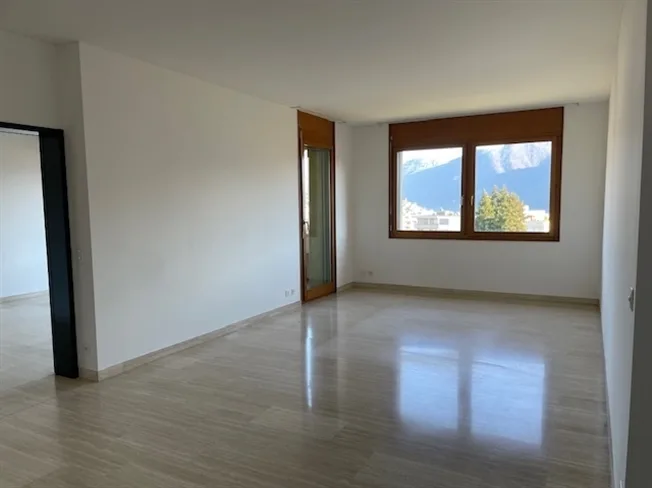 5.5 Zimmer Wohnung, 6900 Lugano