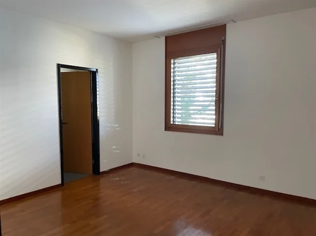 5.5 Zimmer Wohnung, 6900 Lugano