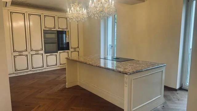 10 Zimmer Villa in Lugano – Foto 2 von 8