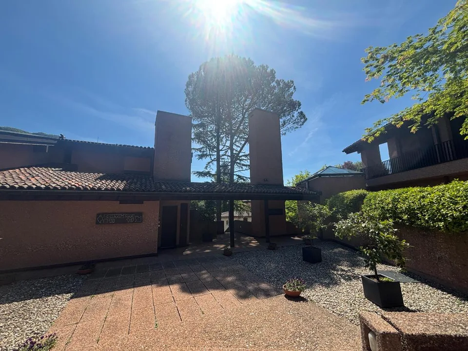 5.5 Zimmer Villa in Lugano – Foto 5 von 5