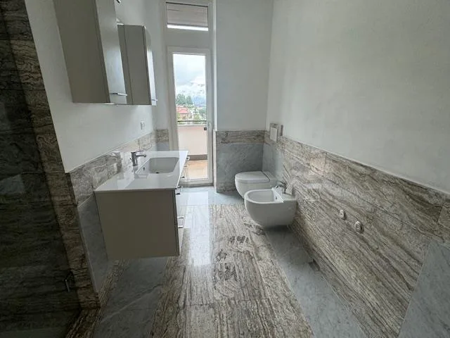 6.5 Zimmer Attikawohnung in Lugano – Foto 8 von 9