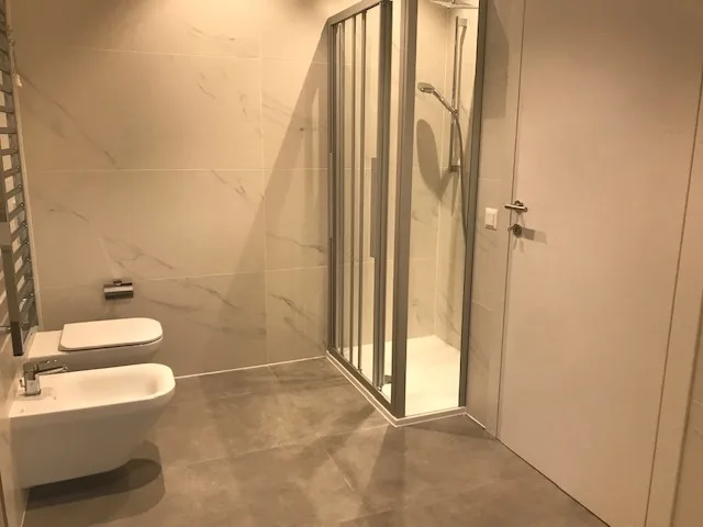 6 Zimmer Wohnung in Lugano – Foto 3 von 5