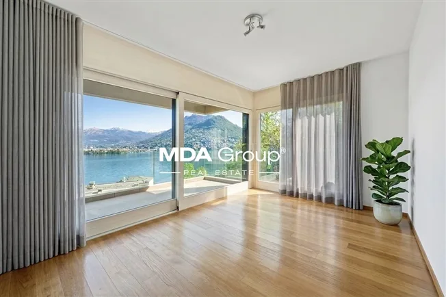 4 Zimmer Wohnung, 6900 Paradiso