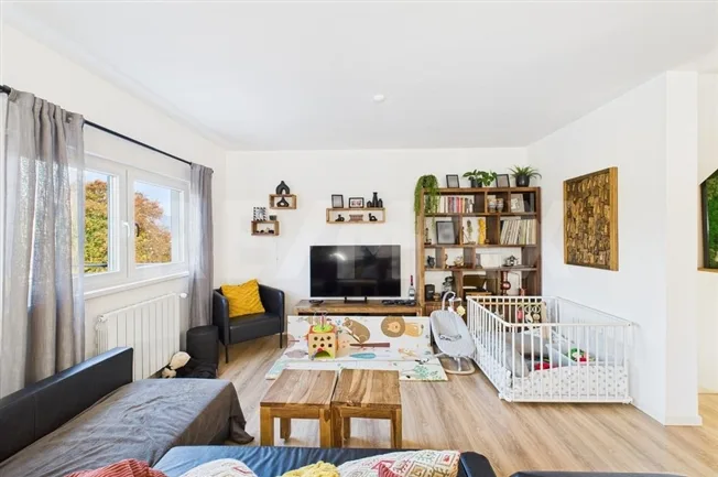 La sua nuova casa di 4 ½ locali con giardino, per uno stile di vita contemporaneo – Foto 12 von 13