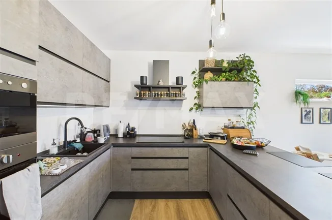 La sua nuova casa di 4 ½ locali con giardino, per uno stile di vita contemporaneo – Foto 7 von 13