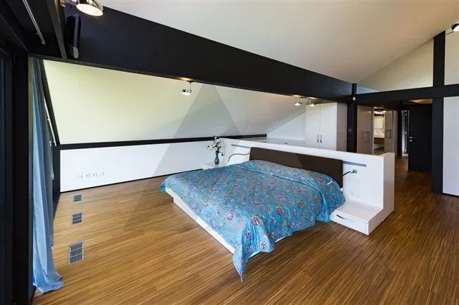 12 Zimmer Villa in Carona – Foto 15 von 15