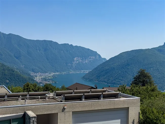 Villa con giardino e vista aperta sul golfo di Lugano a Carona – foto 15 di 17