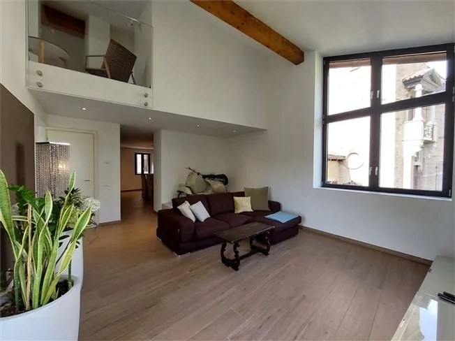 3.5 Zimmer Attikawohnung in Barbengo – foto 3 di 20
