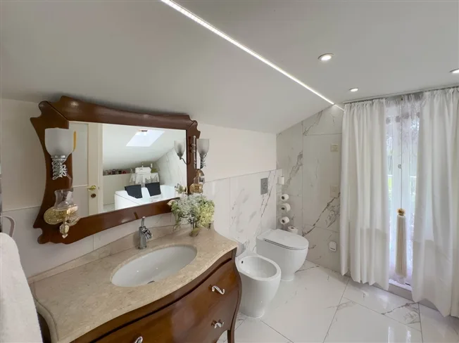 5.5 Zimmer Villa in Figino – Foto 6 von 14