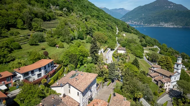 6.5 Zimmer Villa in Vico Morcote – Foto 14 von 15