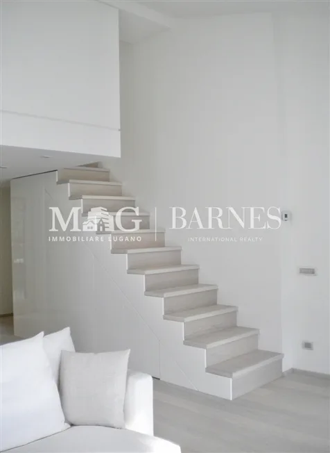2.5 Zimmer Attikawohnung in Morcote – photo 9 of 13