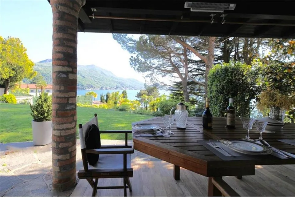 10 Zimmer Villa in Morcote – Foto 3 von 6