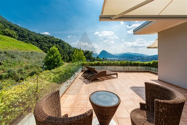 10 Zimmer Villa in Sorengo – Foto 13 von 13