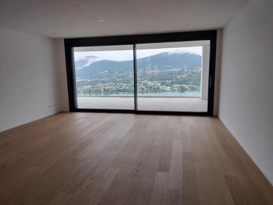 4.5 Zimmer Attikawohnung in Montagnola – foto 2 di 5
