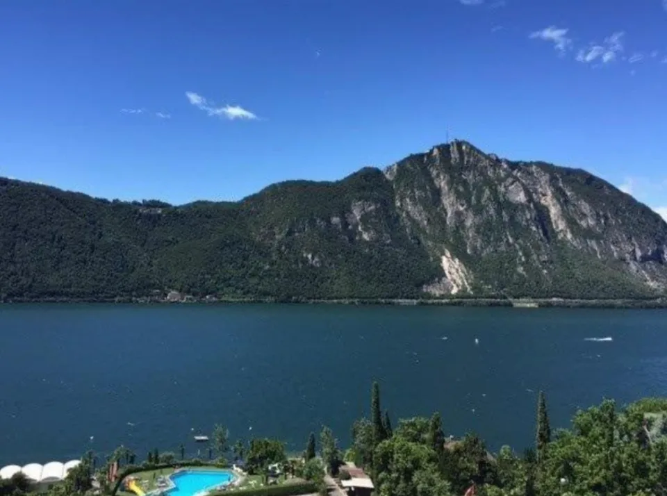 6 Zimmer Villa in Montagnola – Foto 2 von 3